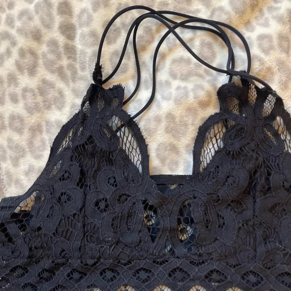 BOUTIQUE BRALETTE S/M - Picture 3 of 10